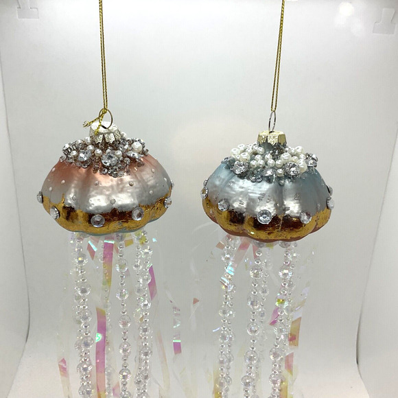 2 Jellyfish Ornaments Glass Pink & Blue Christmas Pearl Flowing Tentacles - Picture 2 of 10